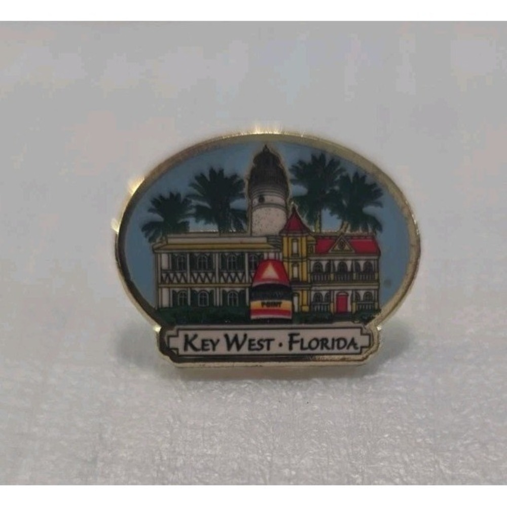 Key Wesy Florida Souvenir Lapel Pin Southern Most Point Buoy/Lighthouse